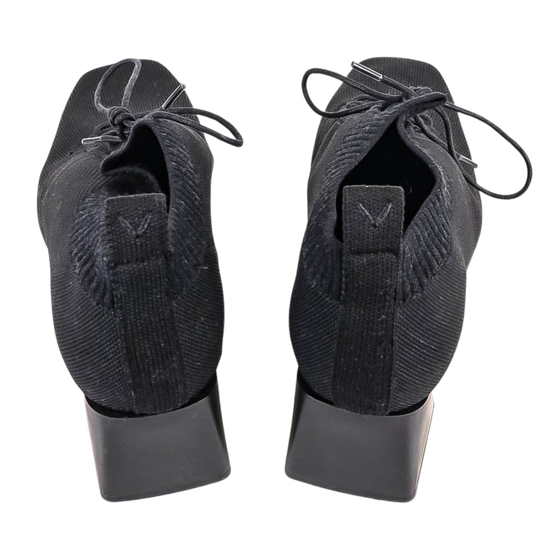 Vivaia Black Square-Toe Heeled Oxfords