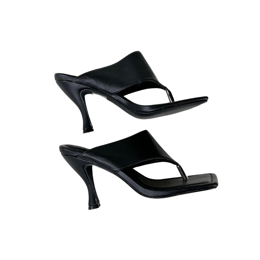 Z_Code_Z Black Squared Toe Sandal Heels