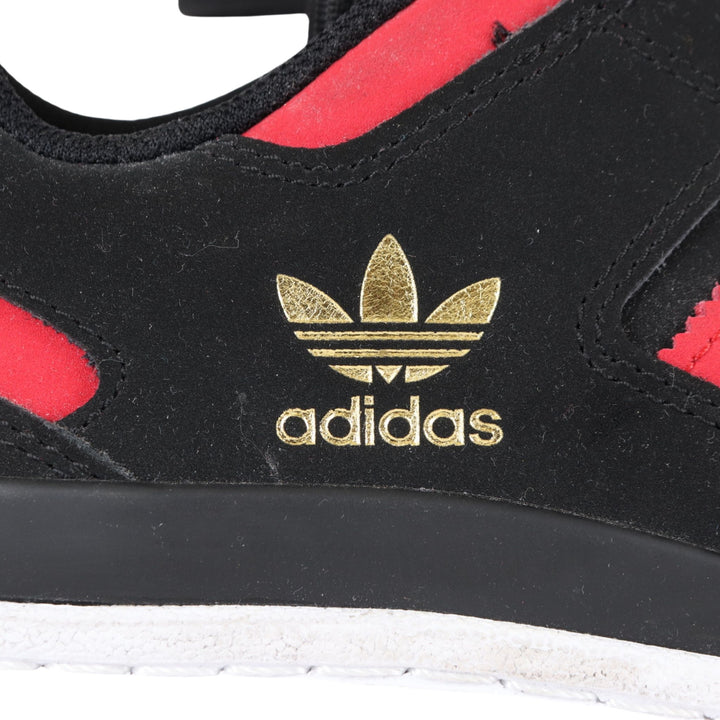 Adidas Black/Red Sneakers