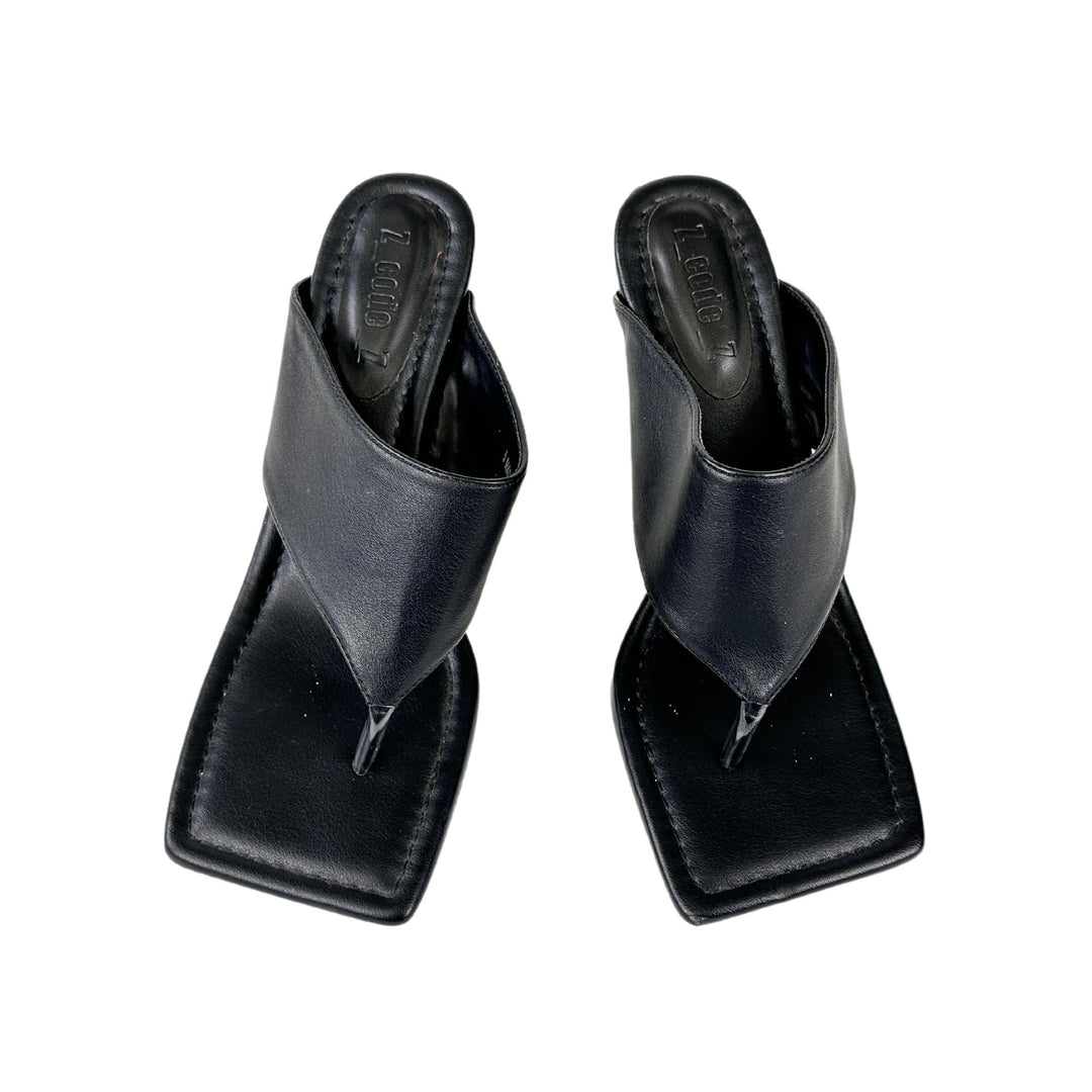 Z_Code_Z Black Squared Toe Sandal Heels
