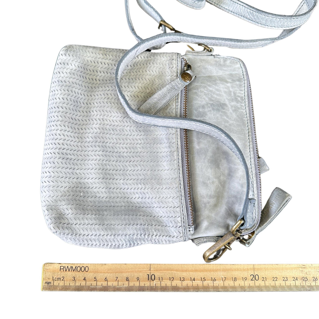 Kompanero Light Blue Crossbody Leather Bag