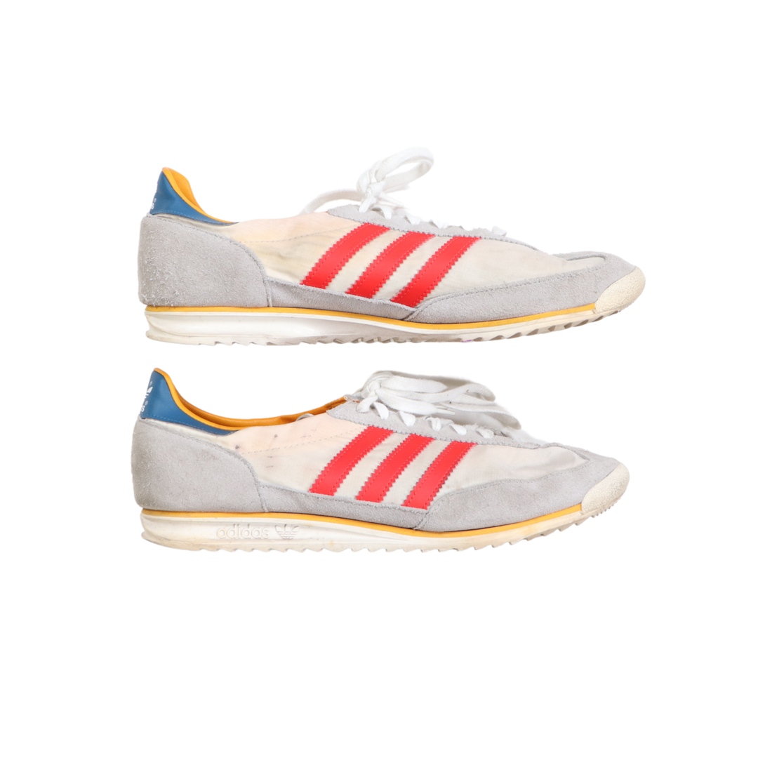 Adidas B40244 SL 27 Red Striped Sneakers