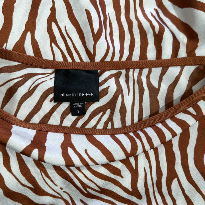 Alice In The Eve Brown Zebra Print Mini Skirt