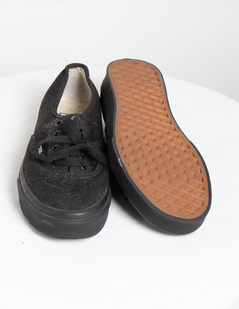 All black outlet toddler vans