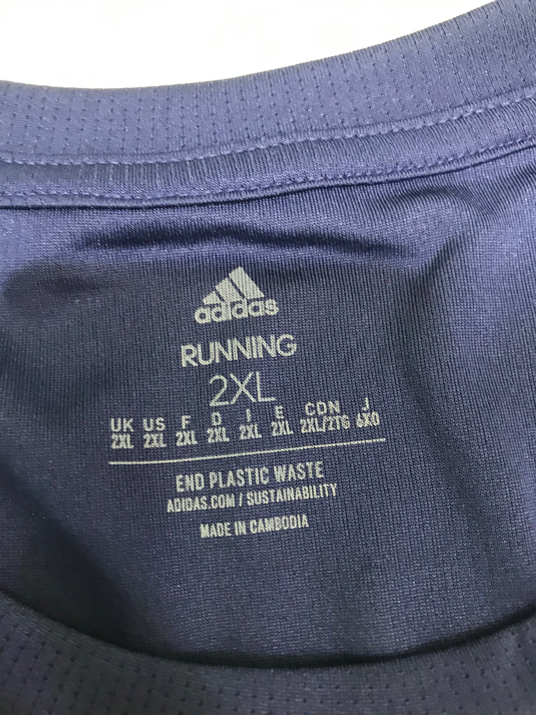 Adidas us bag outlet t shirt