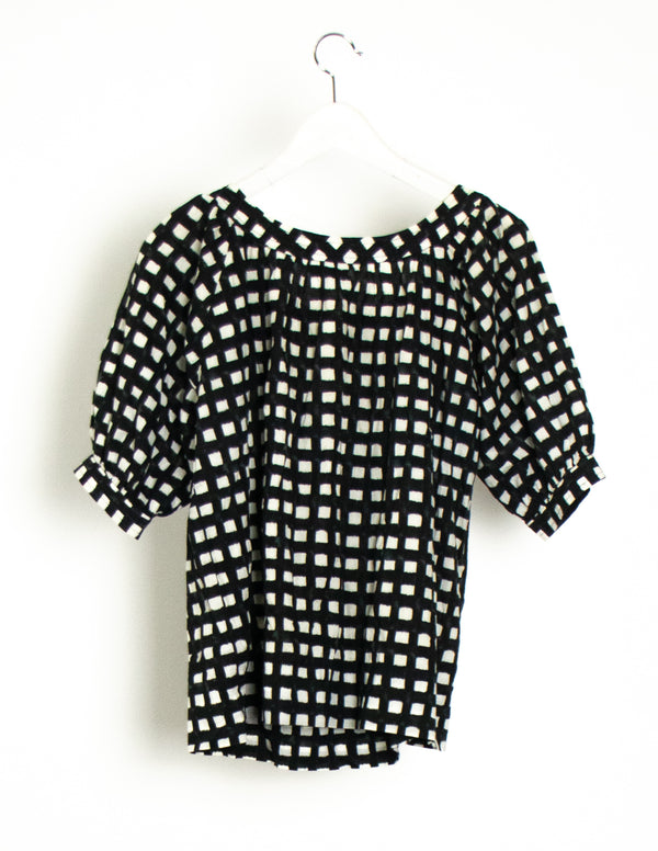 Country Road Checkered Black/ White Top - Size S