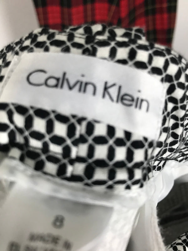 Calvin Klein Black/White Pants - Size 8